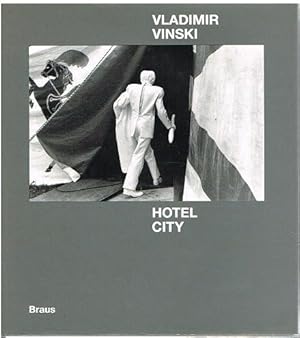 Bild des Verkufers fr Hotel City. Fotografien 1980 - 1984. zum Verkauf von Antiquariat Bernd Preler