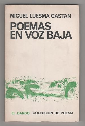 Bild des Verkufers fr Poemas en voz baja. zum Verkauf von Librera El Crabo