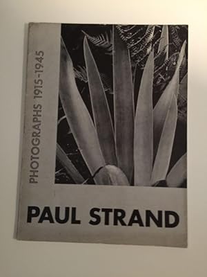 Bild des Verkufers fr Paul Strand, Photographs 1915 - 1945 zum Verkauf von WellRead Books A.B.A.A.