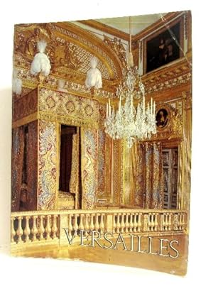Seller image for Versailles guide promenade pour l'ensemble du domaine royal. Itinraire complet for sale by crealivres