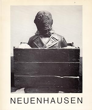 Imagen del vendedor de Siegfried Neuenhausen. Menschen-Stcke. a la venta por Stefan Schuelke Fine Books