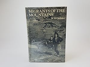 Bild des Verkufers fr Migrants of the Mountains (The Cultural Ecology of the Blue Miao (Hmong Njua) of Thailand) zum Verkauf von Keoghs Books