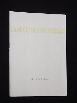 Image du vendeur pour Programmheft 28 Landestheater Dessau 1960/61. AFFRE BLUM von Engel/ Stemmle. Insz.: Arno Wolf, Bhnenbild: Gnter Kretzschmar, Kostme: Sroka/ Elze, techn. Ltg.: Stefan Rummel. Mit Immo Zielke, Elfi Arnold, Hans-Dieter Krone, Edi Weeber-Fried, Ursula Croneberg, Anne Krauss, Helmut Gttig, Gisela Findeisen, Ewald Zischka, Christine Lindemer mis en vente par Fast alles Theater! Antiquariat fr die darstellenden Knste