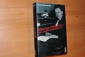 Bild des Verkufers fr Werner Heisenberg Das selbstvergessene Genie. Mit 28 Abbildungen und einer Tabelle. zum Verkauf von Bockumer Antiquariat Gossens Heldens GbR