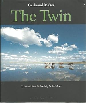 Imagen del vendedor de THE TWIN a la venta por Gibbs Books