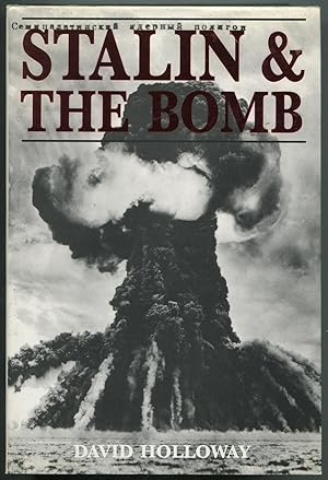 Bild des Verkufers fr Stalin and the Bomb: The Soviet Union and Atomic Energy 1939-1956 zum Verkauf von Between the Covers-Rare Books, Inc. ABAA