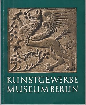 Imagen del vendedor de Kunstgewerbemuseum Berlin. Ausgewhlte Werke a la venta por Graphem. Kunst- und Buchantiquariat