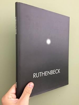 Imagen del vendedor de Ruthenbeck a la venta por Books by Artists