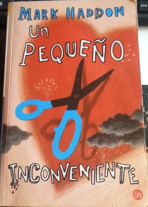 Imagen del vendedor de UN PEQUEO INCOVENIENTE. a la venta por Libreria Lopez de Araujo