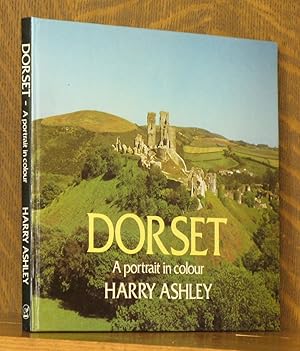 Immagine del venditore per DORSET A PORTRAIT IN COLOR venduto da Andre Strong Bookseller