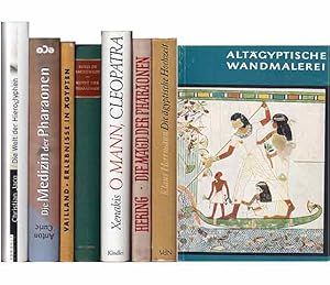 Bild des Verkufers fr Bchersammlung  Pharaonen und gypten". 8 Titel. 1.) Christian Jacq: Die Welt der Hieroglyphen 2.) Anton Curic: Die Medizin der Pharaonen, Heilkunst im alten gypten 3.) Karl Berger: AltgyptischeWandmalerei 4.) Klaus Herrmann: Die gyptische Hochzeit, Roman 5.) Boris de Rachewiltz: Kunst der Pharaonen 6.) Elisabeth Hering: Die Magd der Pharaonen, Mit Federzeichnungen nach gyptischen Wandbildern 7.) Francois Xenakis: O Mann, Cleopatra, Wie die gyptische Knigin unter das Patriarchat fiel, verlegt bei Kindler Mnchen 8.) Roger Vailland: Erlebnisse in gypten zum Verkauf von Agrotinas VersandHandel