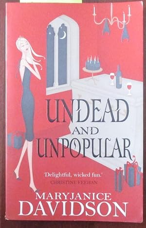 Imagen del vendedor de Undead and Unpopular a la venta por Reading Habit