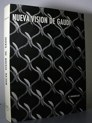 Bild des Verkufers fr NUEVA VISION DE GAUDI zum Verkauf von LLIBRES del SENDERI