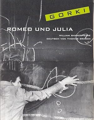 Imagen del vendedor de Romeo und Julia. 51.Spielzeit 2002 / 2003. Intendant Volker Hesse. Regie Katharina Thalbach. Bhne / Kostme Ezio Toffolutti. Musik Sabine Worthmann. Dramaturgie Wenka von Mikulicz. Darsteller Fabian Krger / Heike Warmuth / Pierre Besson / Rainer Khn / Anna Kubin u.a. a la venta por Antiquariat Carl Wegner