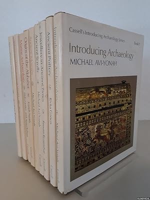 Image du vendeur pour Cassell's Introducing Archaeology Series (9 volumes) mis en vente par Klondyke
