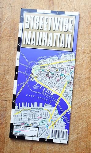 STREEWISE MANHATTAN : MAP - Laminated City Street Map of Manhattan, New York - Folding pocket siz...