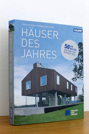 Seller image for Huser des Jahres: Die besten Einfamilienhuser 2013 for sale by AMSELBEIN - Antiquariat und Neubuch