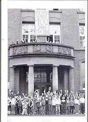 Seller image for 100 Jahre Rheinauschule 1904 - 2004. for sale by Die Wortfreunde - Antiquariat Wirthwein Matthias Wirthwein