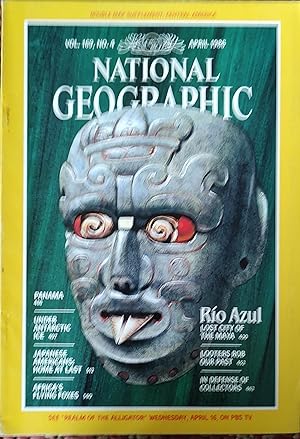 Immagine del venditore per National Geographic Magazine, April, 1986 / "Panama;" "Under Antarctic Ice;" "Japanese Americans: Home at Last;" "Africa's Flying Foxes;" "Rio Azul - The Lost City of the Maya;" "Looters Rob Our Past;" "In Defense of Collectors" venduto da Shore Books