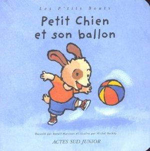 Petit Chien et son ballon