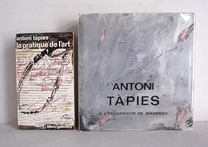 Seller image for Antoni Tapies o l'Escarnidor de Diademes - . or the Scoffer at Diadems - . ou le pourfendeur de diadmes - . oder der Sptter der Diademe - Fotoscop - Orculo sobre Antoni Tpies von Joan Brossa etc. / La Pratique de l'art - 2 Titel for sale by Verlag IL Kunst, Literatur & Antiquariat