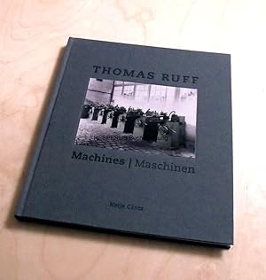 Bild des Verkufers fr Thomas Ruff - Machines/ Maschinen zum Verkauf von HESPERUS Buchhandlung & Antiquariat