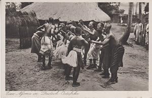 AK Eine Ngoma in Deutsch-Ostafrika Kolonialkarte Nr. 10 d Reihe 3