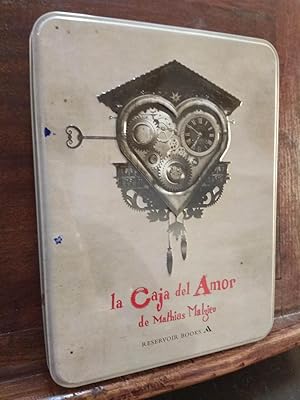 Imagen del vendedor de La caja del amor (Caja metlica edicin especial, incluye La mecnica del corazn y La alargada sombra del amor) a la venta por Libros Antuano