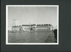 British official Photograph, County Hall, London. R. 34694