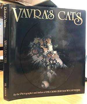 Immagine del venditore per Vavra's Cats venduto da Foster Books - Stephen Foster - ABA, ILAB, & PBFA