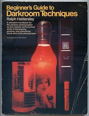 Image du vendeur pour Beginner's Guide to Darkroom Techniques mis en vente par Between the Covers-Rare Books, Inc. ABAA