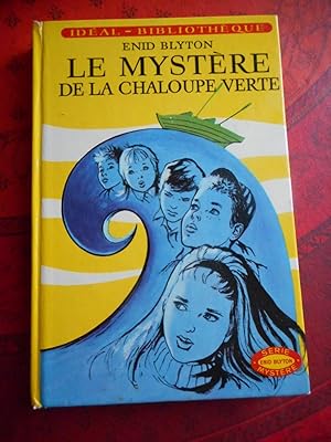 Imagen del vendedor de Le mystere de la chaloupe verte - Illustrations de Jacques Fromont a la venta por Frederic Delbos