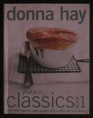 Immagine del venditore per Modern Classics Book 1: Soup Salads, Vegetables, Roasts + Simmers, Pasta, Noodles + Rice, Pies + Tarts venduto da Goulds Book Arcade, Sydney