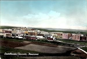 Bild des Verkufers fr Ansichtskarte / Postkarte Tarent Taranto Puglia, Castellaneta, Stadtpanorama, Felder zum Verkauf von akpool GmbH