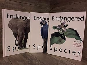 Seller image for Endangered Species 1 3v Set (Endangered Species (3 Vol.)) for sale by Archives Books inc.