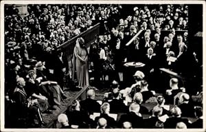 Bild des Verkufers fr Ansichtskarte / Postkarte 's Gravenhage Den Haag Sdholland, Doopplechtigheid, Groote Kerk, 12 Mei 1938, Taufe, Knigspaar zum Verkauf von akpool GmbH