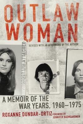 Image du vendeur pour Outlaw Woman: A Memoir of the War Years, 1960-1975 (Paperback or Softback) mis en vente par BargainBookStores