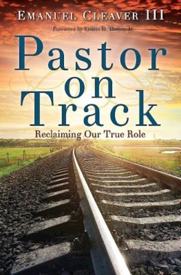 Bild des Verkufers fr Pastor on Track: Reclaiming Our True Role (Paperback or Softback) zum Verkauf von BargainBookStores