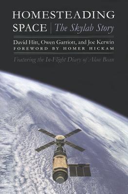Immagine del venditore per Homesteading Space: The Skylab Story (Paperback or Softback) venduto da BargainBookStores