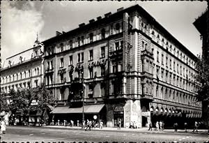 Bild des Verkufers fr Ansichtskarte / Postkarte Budapest Ungarn, Blick auf das Hotel Beke, Fotograf Czeizing Lajos zum Verkauf von akpool GmbH