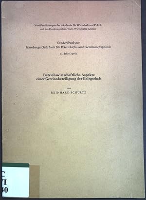 Imagen del vendedor de Betriebswirtschaftliche Aspekte einer Gewinnbeteiligung der Belegschaft; Sonderdruck aus: Hamburger Jahrbuch fr Wirtschafts- und Gesellschaftspolitik, 13. Jahr; a la venta por books4less (Versandantiquariat Petra Gros GmbH & Co. KG)