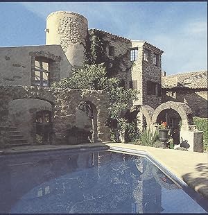 Seller image for Huser : Magazin fr internationales Wohnen 2/87 [Feuer, Wasser, Erde; Bayerische fr einen Preussen;Kleine Insel fr die Kunst; Alt und Neu unter einem Hut; Haus gegen den Stress; Ein Schloss lag unterm Schutt; Arthur Erickson; Architekture-Satire von Hans-Georg Rauch; Petrus Wandrey und sein neues Alphabet; Keith Haring: Ein Stadt-streicher wurde salonfhig; Ein Haus fr Wind und Wetter; Modern, aber nicht modisch; Hingucker in Gutbrgerlicher Umgebung; Haus gekauft-Traum erfllt] for sale by Joseph Valles - Books