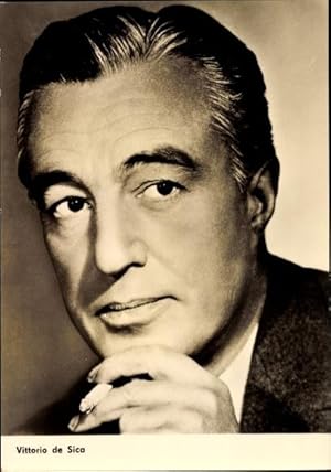 Bild des Verkufers fr Ansichtskarte / Postkarte Schauspieler Vittorio de Sica, Brot Liebe und Phantasie, Vter und Shne, Portrait zum Verkauf von akpool GmbH