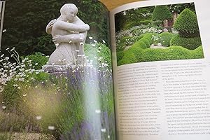 Bild des Verkufers fr THE GARDENS OF ARNE MAYNARD zum Verkauf von Worlds End Bookshop (ABA, PBFA, ILAB)