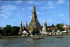 Bild des Verkufers fr Ansichtskarte / Postkarte Thailand, View of the Wat Aroon Temple of Dawn zum Verkauf von akpool GmbH