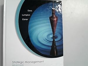 Image du vendeur pour Strategic Management. Text und Cases. mis en vente par Antiquariat Bookfarm