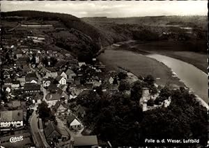 Imagen del vendedor de Ansichtskarte / Postkarte Polle an der Weser in Niedersachsen, Fliegeraufnahme vom Ort mit Umgebung a la venta por akpool GmbH