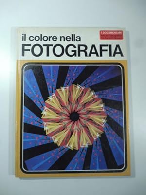 Image du vendeur pour Il colore nella fotografia mis en vente par Coenobium Libreria antiquaria