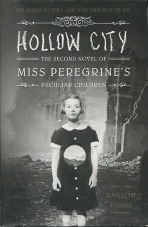 Imagen del vendedor de Hollow City The Second Novel Of Miss Peregrine's Peculiar Children a la venta por Kenneth A. Himber