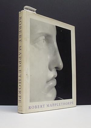 Image du vendeur pour Robert Mapplethorpe. mis en vente par Peter Ellis, Bookseller, ABA, ILAB